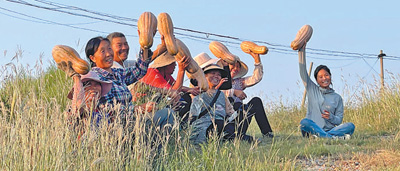 这个村子发展，从彩绘开始……（我的家乡我建设）